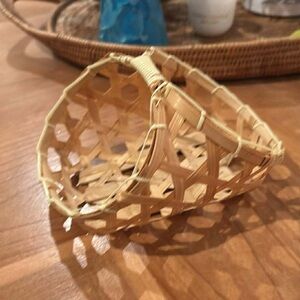 Mini hand woven basket in excellent condition!